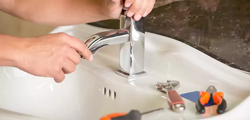 Bathtub Faucet Replacement in Phoenix